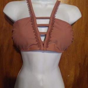 3/$15 Bundle. Xhilaration Bikini Top, sz M